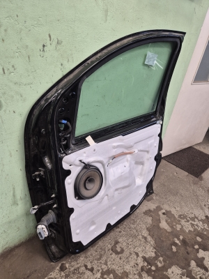 FIAT Panda (2012–2026) Front door and its parts - 6