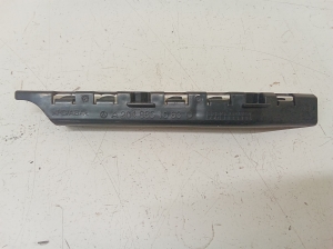 Rear bumper bracket - A2048851063