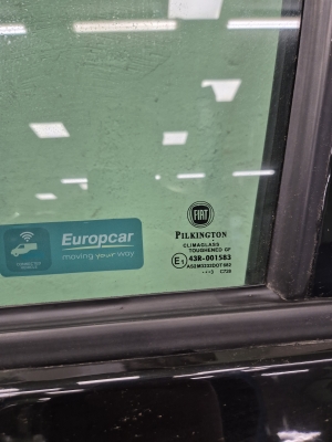 FIAT Panda (2012–2026) Front door and its parts - 5