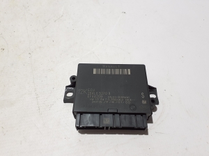   Parking system control unit  - 284L05370R 