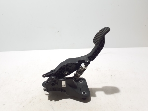 Dacia Duster P1310 (2024–2026) Siduripedaal 465402539R - 4