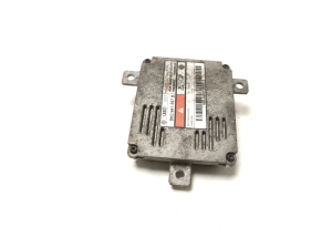 AUDI Q5 (2008–2017) Ksenoontulede juhtplokk 8K0941597B - 3