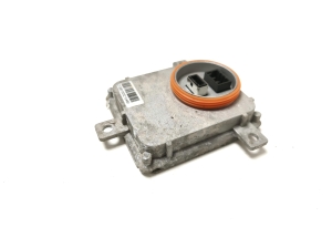 AUDI Q5 (2008–2017) Ksenoontulede juhtplokk 8K0941597B - 4