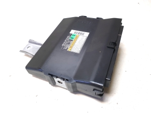 LEXUS RX AGL2 (2015–2022) Relais ABS-Block 8954048480 - 3