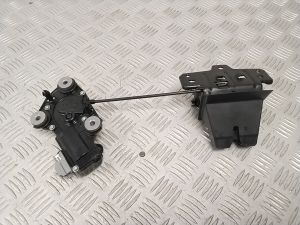 Polestar 2 II (2021–2026) Trunk lid lock 31485494 - 2
