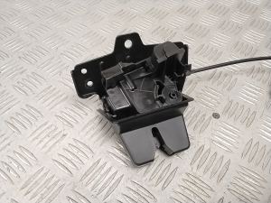 Polestar 2 II (2021–2026) Trunk lid lock 31485494 - 3