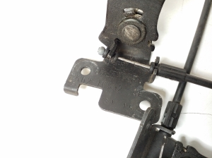 Jaguar XE (2015–2026) Hood latch DK6216892AE - 2