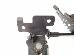 Jaguar XE (2015–2026) Hood latch DK6216892AE - 4