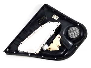 TOYOTA PRIUS Prime (2016–2022) Tagumise küljeukse polster 6763047500C1 - 3