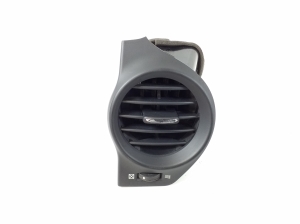 Armatuurlaua ventilatsioonivõred - 5566053031