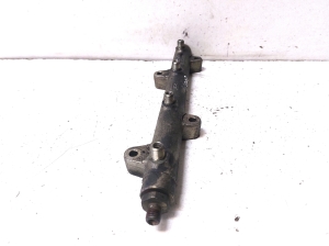 AUDI A8 D3 (2002–2010) Common Rail Kraftstoffleitung 057130089C - 5