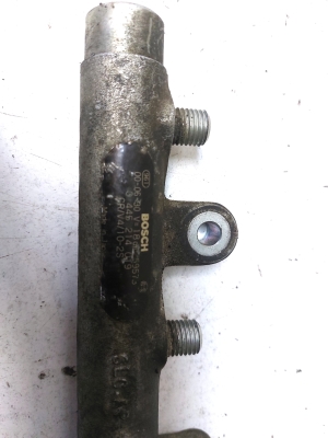 Peugeot 307 I (2000–2009) Common Rail Kraftstoffleitung 0445214019 - 2