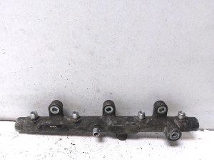 Peugeot 307 I (2000–2009) Common Rail Kraftstoffleitung 0445214019 - 4