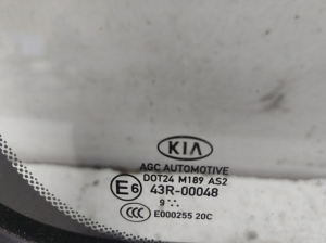 Kia Sportage (2016–2021) Aizmugurējo sānu durvju trīsstūrveida stikls 43R00048 - 3