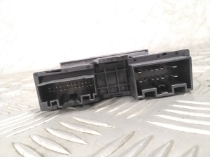 Polestar 2 II (2021–2026) Trunk lid control module 32214768 - 4