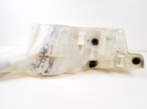 Jaguar XE (2015–2026) Front washer fluid reservoir GX7317B613DB - 3