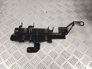 Sonstiger Halter - 31680920