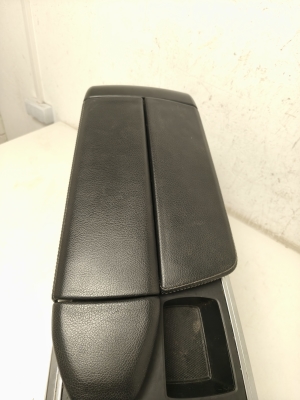 Mercedes Benz ML-Class 166 (2011–2015) Center console - 10