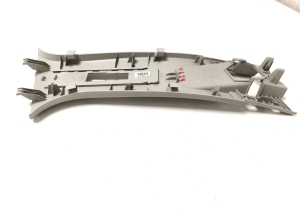 RENAULT Clio IV (2012–2019) Garniture intérieure du montant B 769148255R - 4