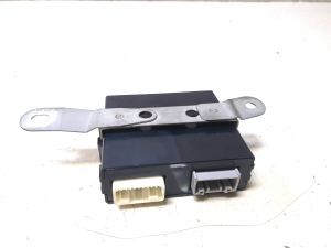 LEXUS RX AGL2 (2015–2022) Electric parking brake control module 8905048010 - 4