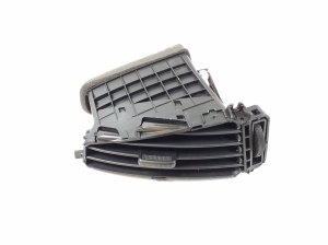Dashboard air vent grilles - 974201J600