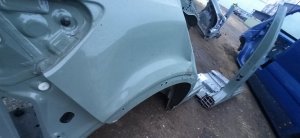 VOLVO C 40 I (2022–2026) Aizmugurējais spārns un tā detaļas 32394089 - 3