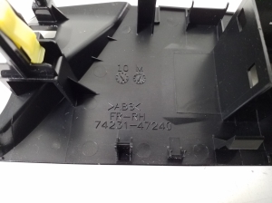 TOYOTA PRIUS Prime (2016–2022) Front door panel trim 7423147240 - 3