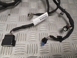 Polestar 2 II (2021–2026) Rear parking sensor cable 32264638 - 3