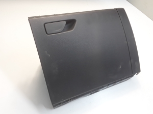 Skoda Kamiq (2019–2026) Glove box 655857097A - 3