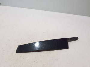   Front door outer window molding  - 3V0837902 
