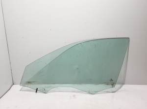   Front door glass  - 3V0845201 