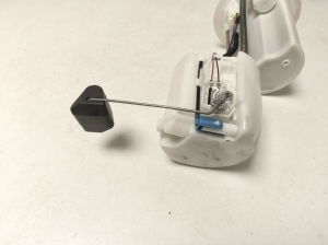 TOYOTA Yaris (2011–2020) Kütusepump paagis 777040D090 - 2