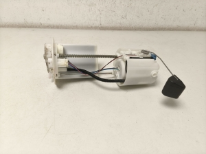 TOYOTA Yaris (2011–2020) Kütusepump paagis 777040D090 - 3