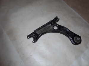 Skoda Kamiq (2019–2026) Querlenker vorne 2Q0407151E - 4