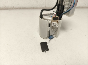 TOYOTA Prius W50 (2015–2020) Kütusepump paagis 7702047140 - 3