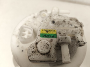 TOYOTA Prius W50 (2015–2020) Kütusepump paagis 7702047140 - 4