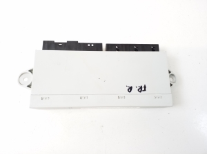 Front door control unit - 6958448