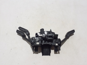Skoda Superb (2015–2026) Switch and its parts - 3