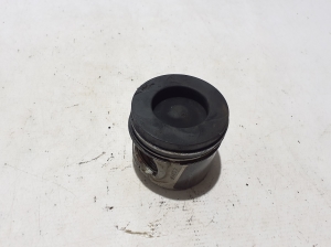 Piston et ses composants - 7701477819