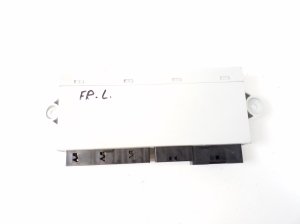 Front door control unit - 6958446