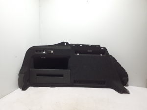   Trunk side trim panel  - 3V5867427AR 