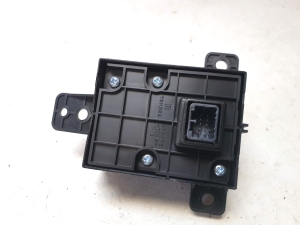 LEXUS RX AGL2 (2015–2022) ESP-Schalter 75H322 - 3