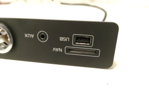 Jaguar XE (2015–2026) USB port FK7219C166BC - 3