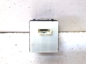 LEXUS RX AGL2 (2015–2022) Heated seat switch 8475248010 - 2