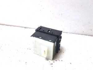 LEXUS RX AGL2 (2015–2022) Heated seat switch 8475248010 - 4