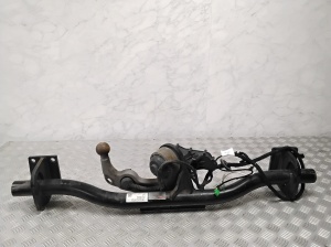 VOLVO V90 (2016–2026) Tow hitch 31470334 - 4