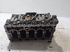 VOLVO XC60 (2008–2017) Motora bloks D5244T10 - 2