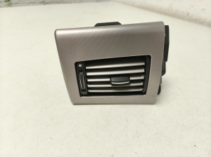   Armatuurlaua ventilatsioonivõred  - 8X23014A23BH 