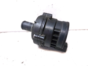 Mercedes Benz ML-Class 164 (2005–2011) Auxiliary water pump A2118350364 - 2