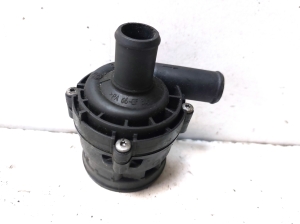 Mercedes Benz ML-Class 164 (2005–2011) Auxiliary water pump A2118350364 - 2